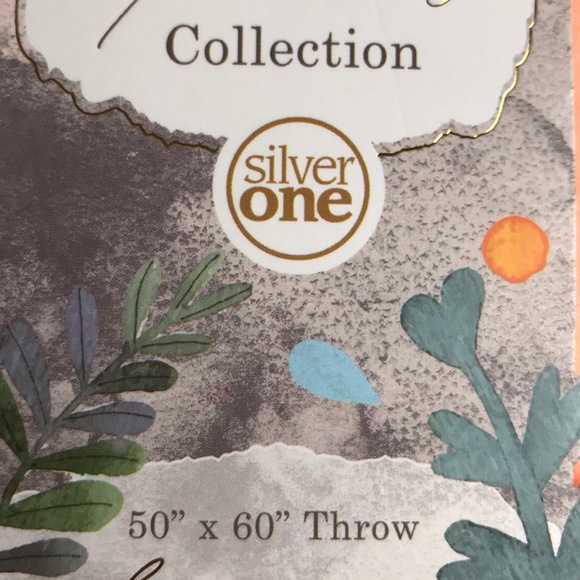 Silver One Huggable Friends Collection Purple - Picture 9 of 10